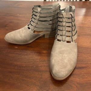 Women's Maurices Strappy Gray Ankle Boots